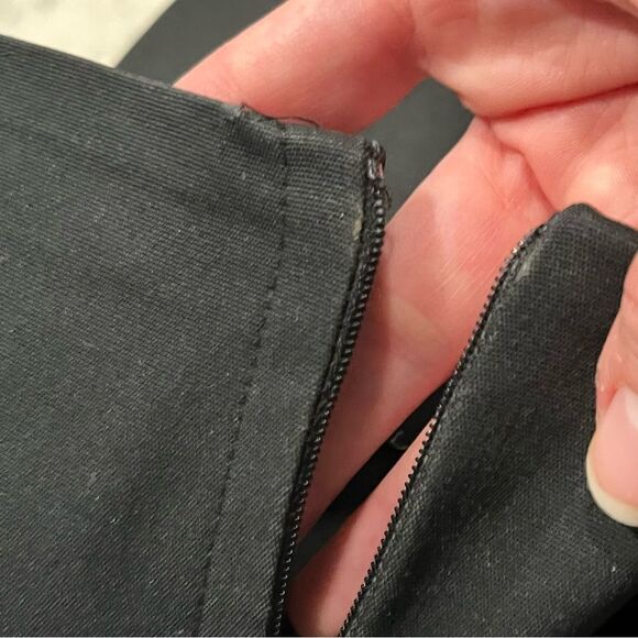 French Connection Black Pencil Skirt With Zipper Slit - Picture 3 of 6